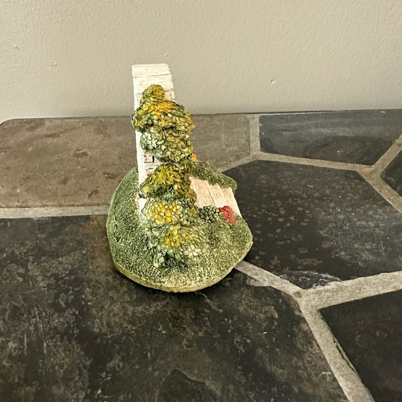 Lilliput Lane Cosy Corner - Picture 4 of 6